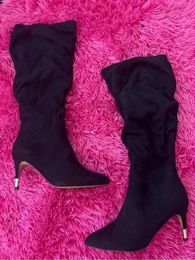 Black Knee-High Pointed Toe Heel Boots